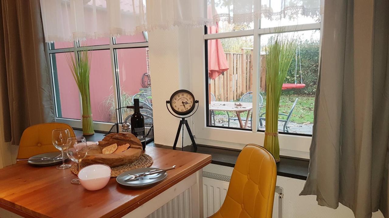 Thiedes Hus Apartment Heiligenhafen Exterior photo